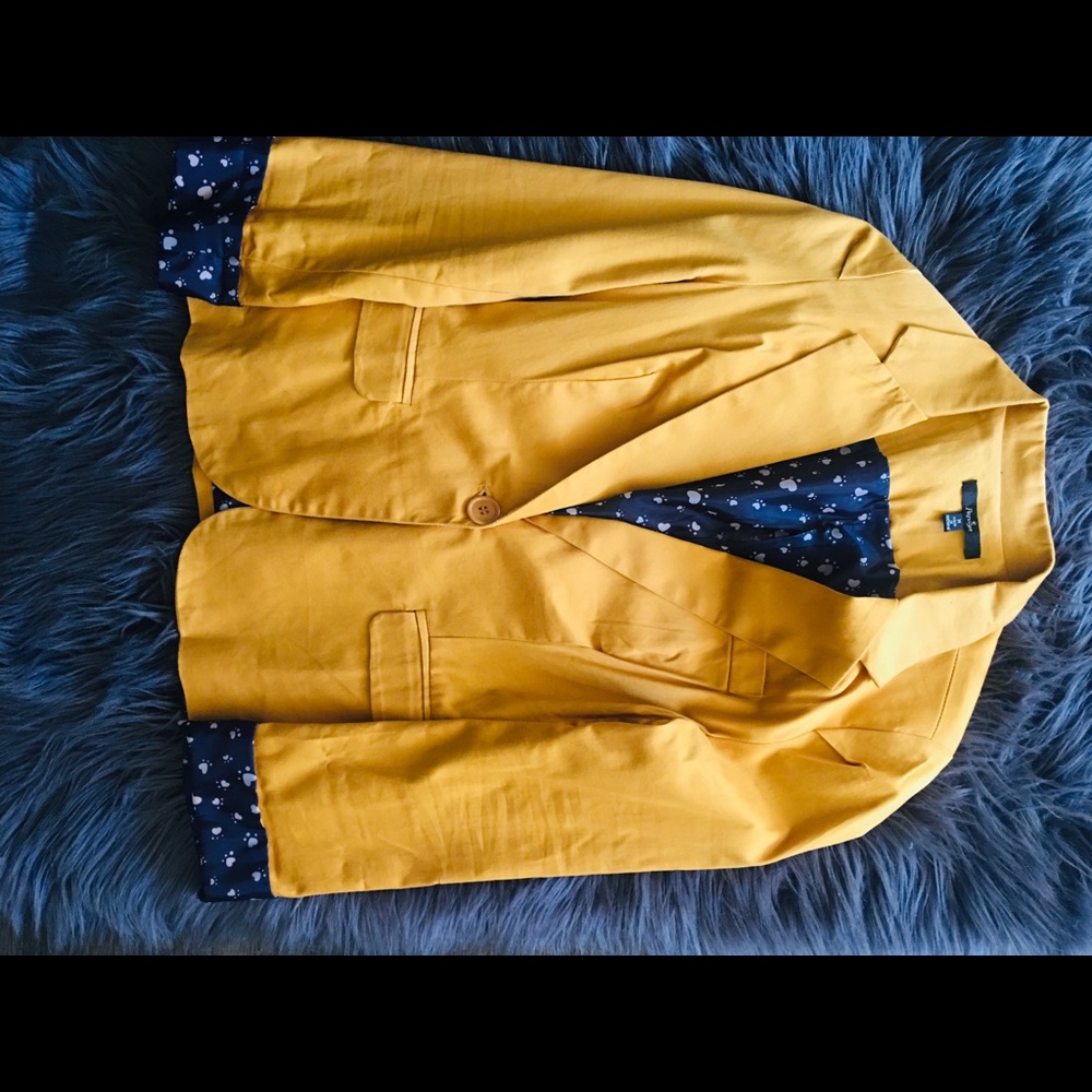 Papaya cuffed sleeves blazer